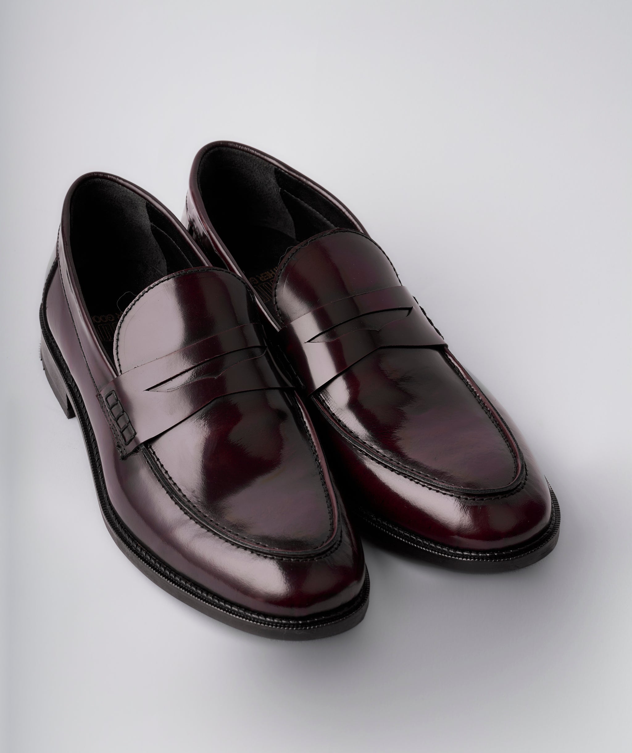 Velar Strap Mocassin